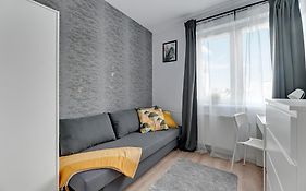 Pilotow 20C Rooms